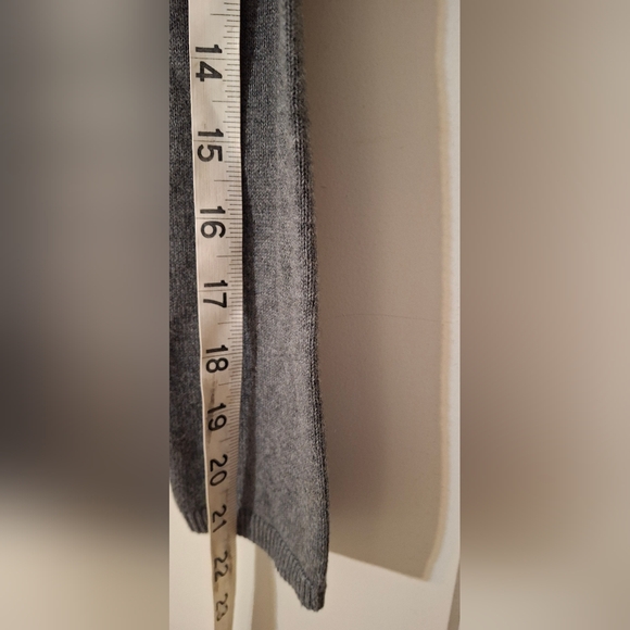 Christmas sweater girls size 6/8 aproximately no tags holyday fun dogs funny - Picture 11 of 11